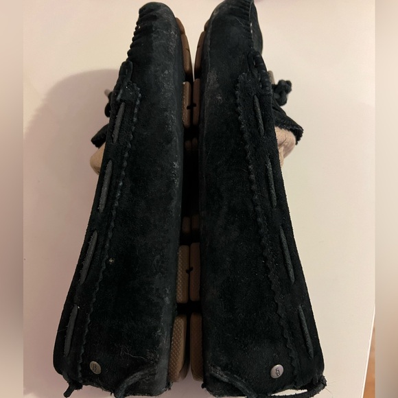 UGG Roni Perf shoe - Picture 4 of 14